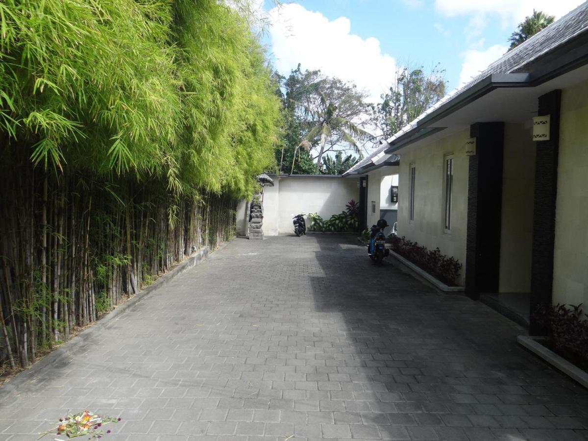 Villa Nuri Merah 1 Kerobokan  Exterior photo