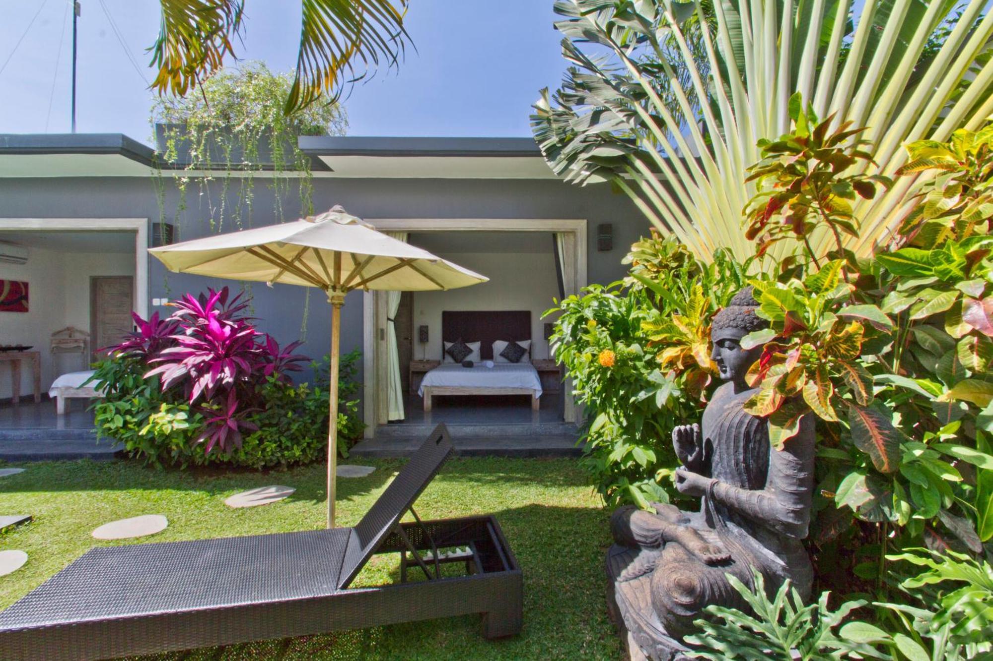 Villa Nuri Merah 1 Kerobokan  Exterior photo